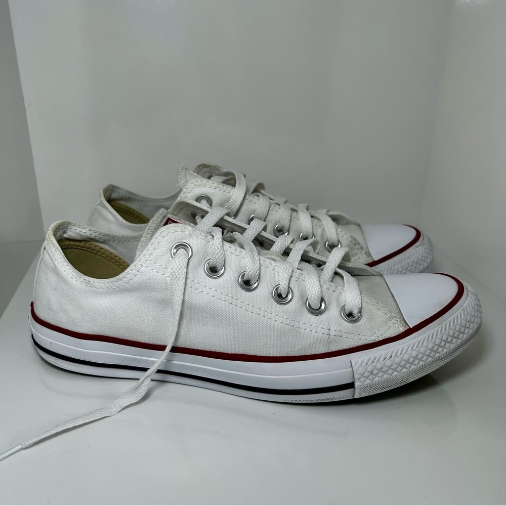 Converse All Stars Unisex White Canvas Flat Shoes, Size Women’s 9 or Mens 7